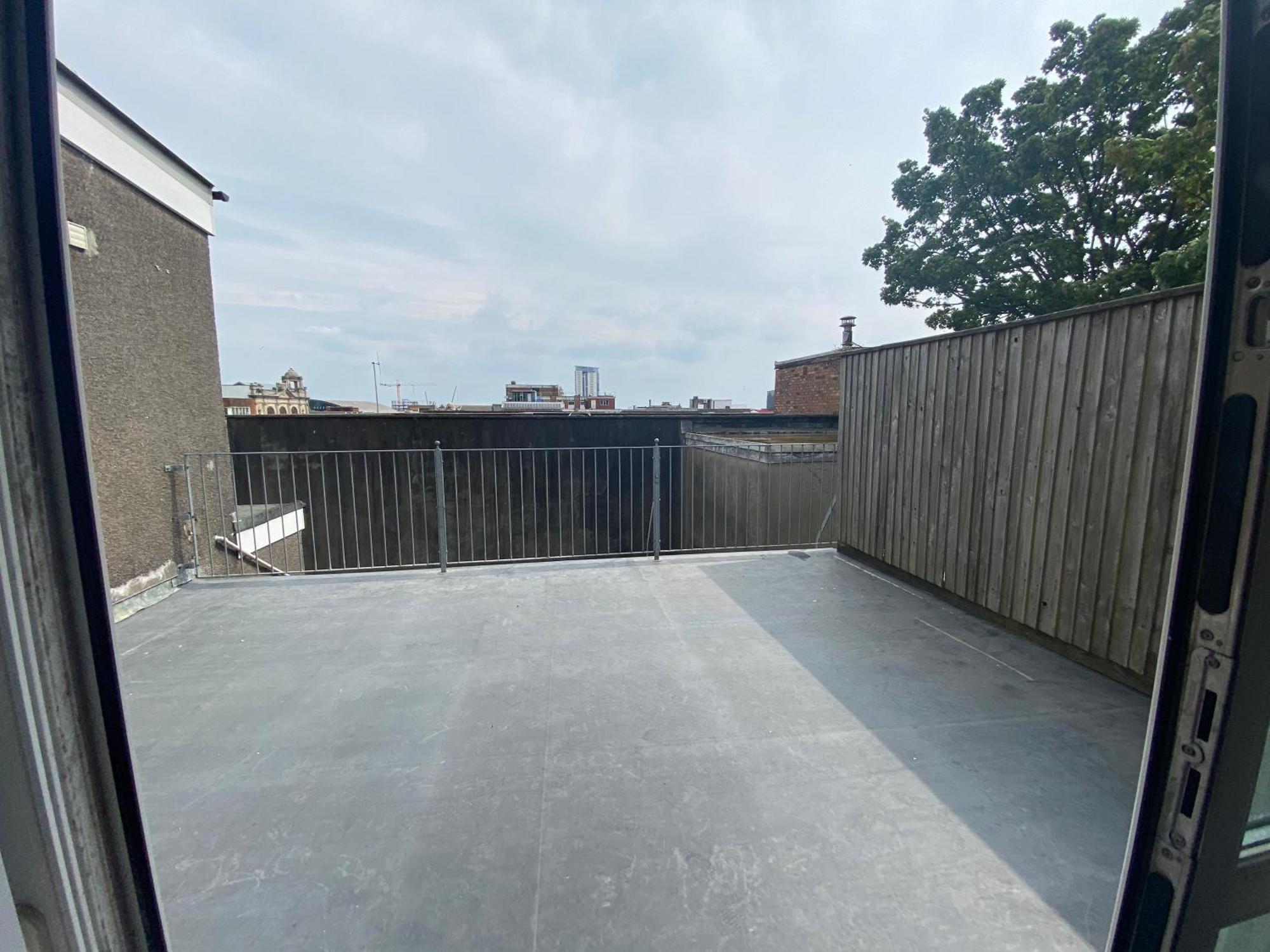Spacious And Affordable City Center Two Beds Flat Swansea Exterior foto